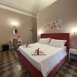 Romeo Luxury Bed & Breakfast 4*